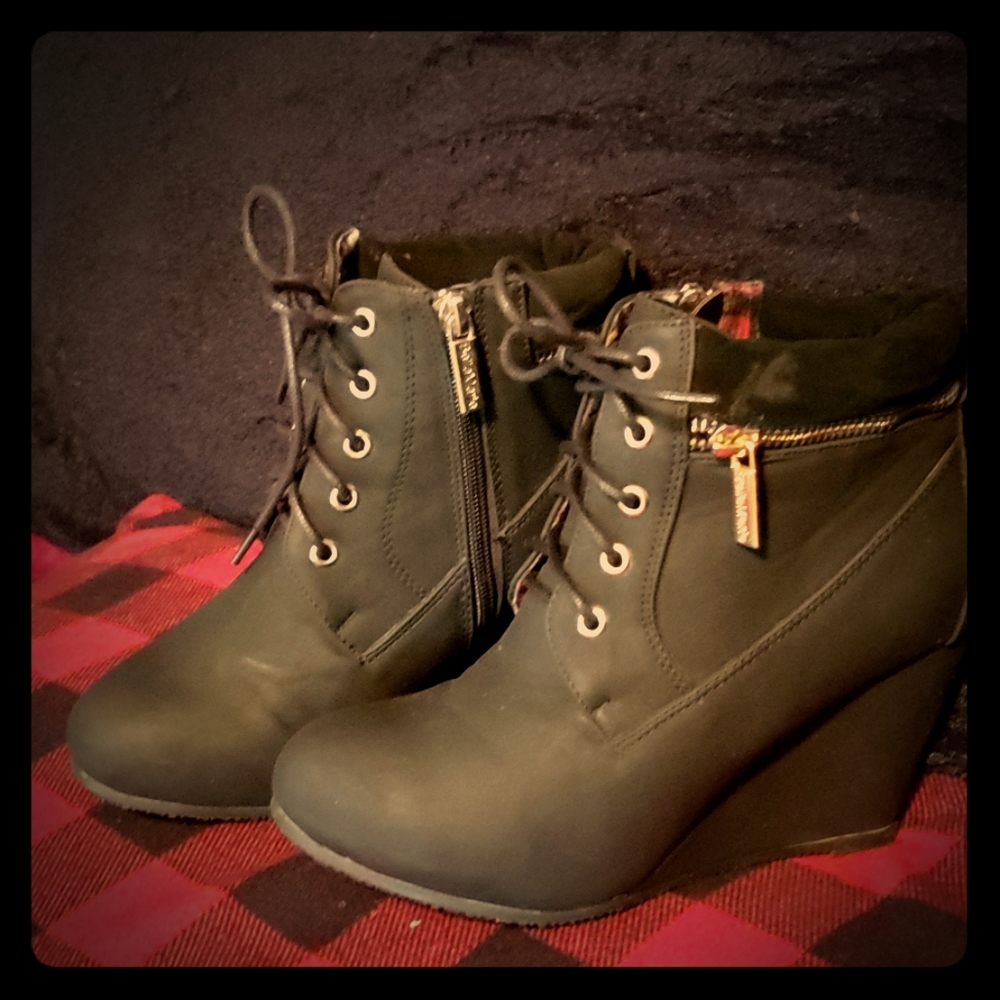 Booties !